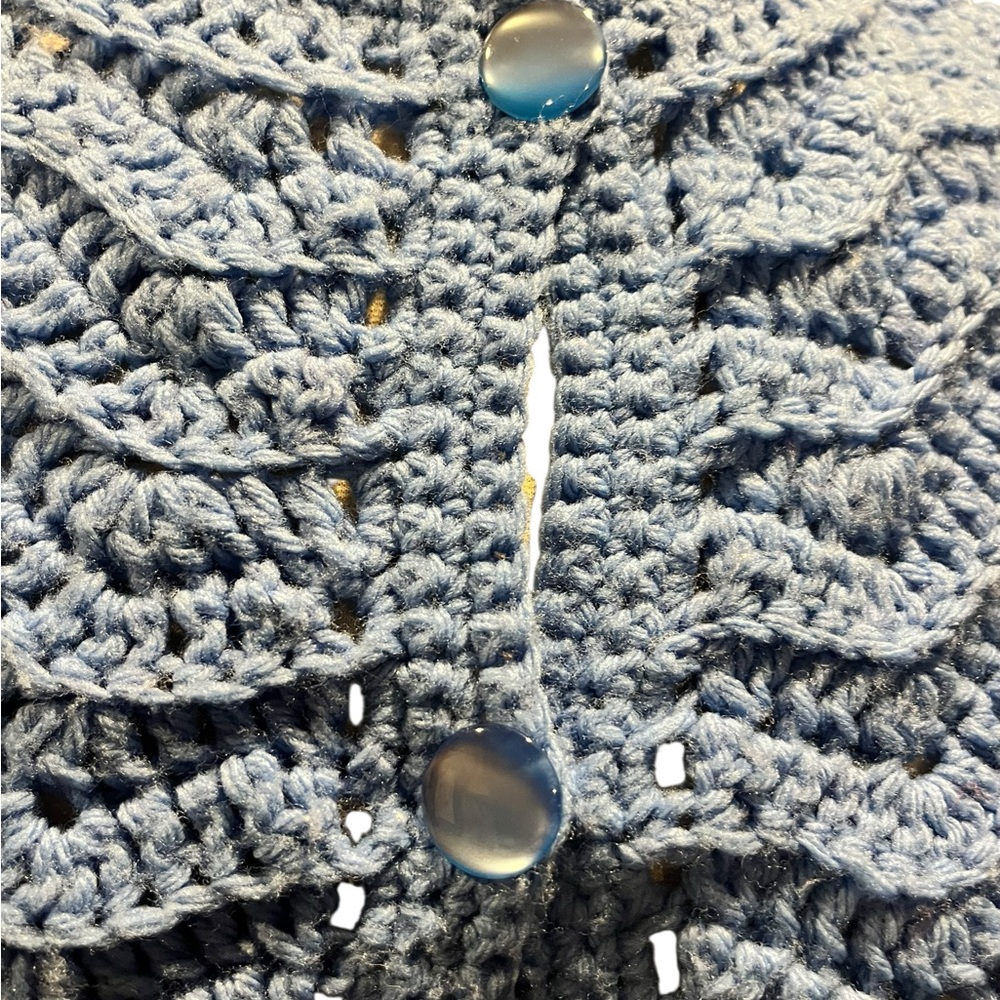 Vintage handcrafted knitted blue cape - Picture 7 of 9